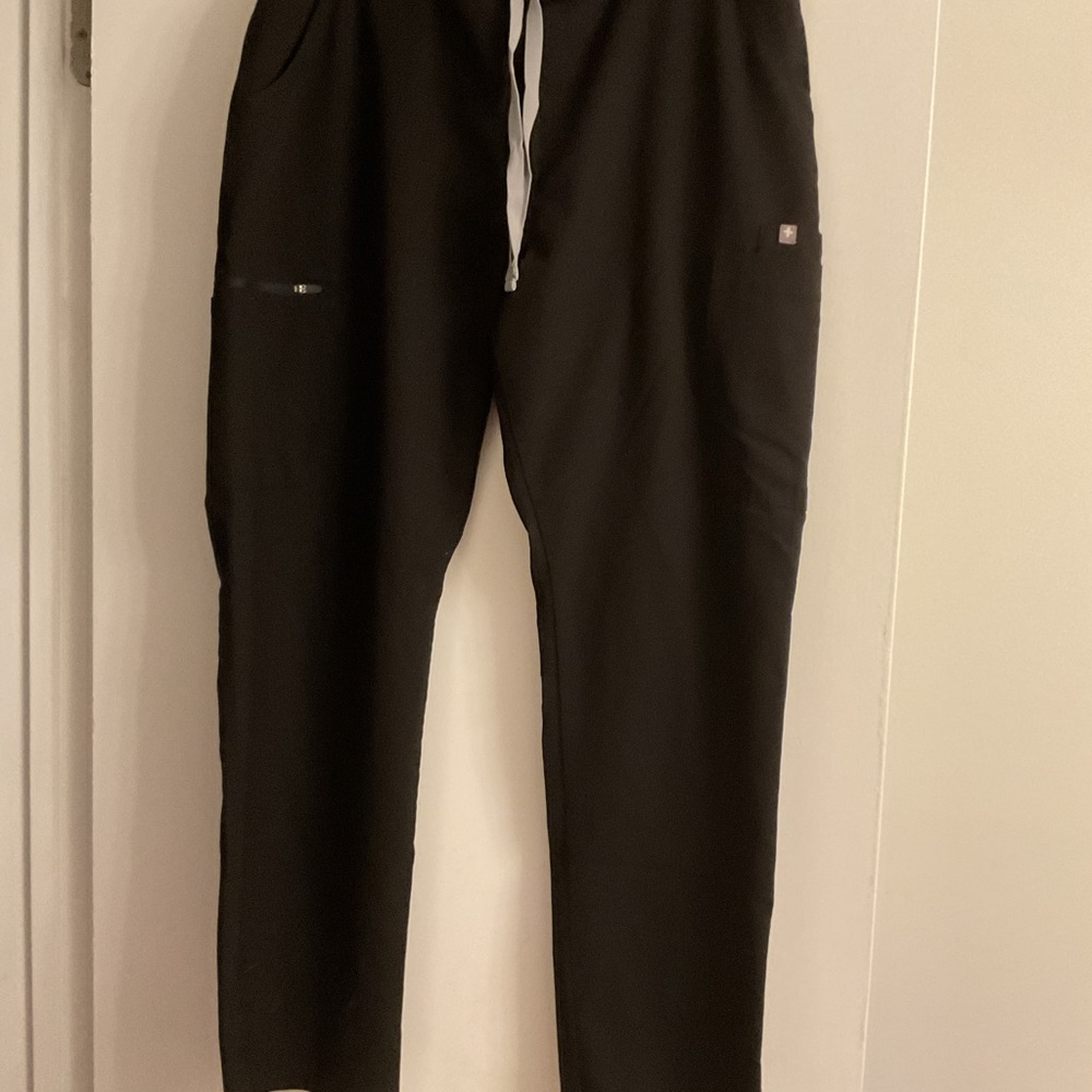 Figs Womens Charcoal Scrub Pants